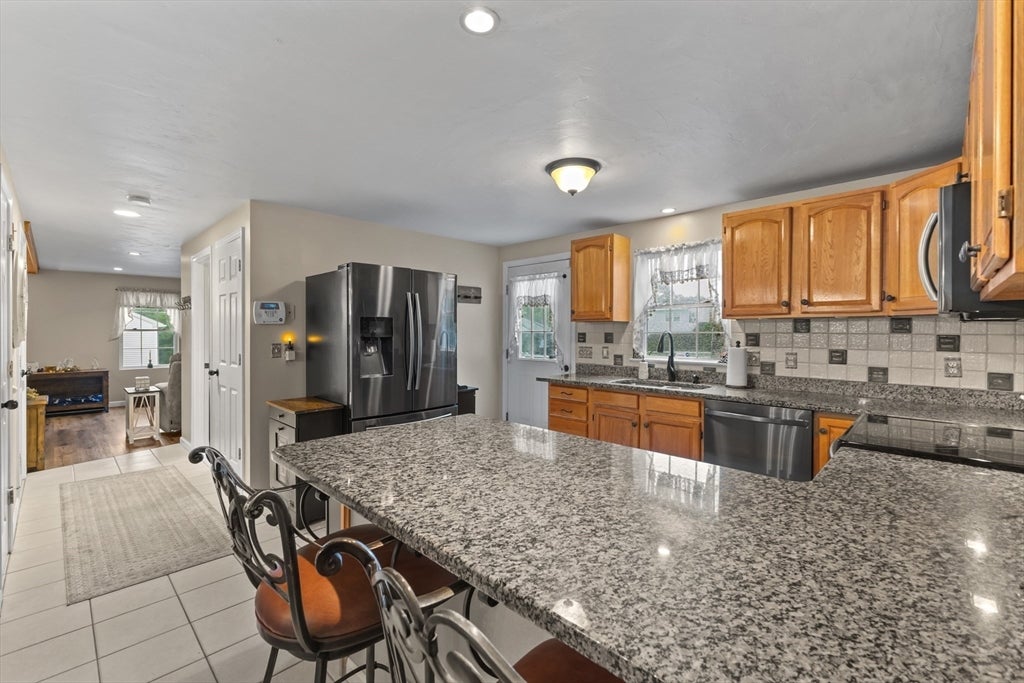 10 Fairfield Drive, Dudley, MA, 10 Fairfield Drive, Dudley, MA Photo #14