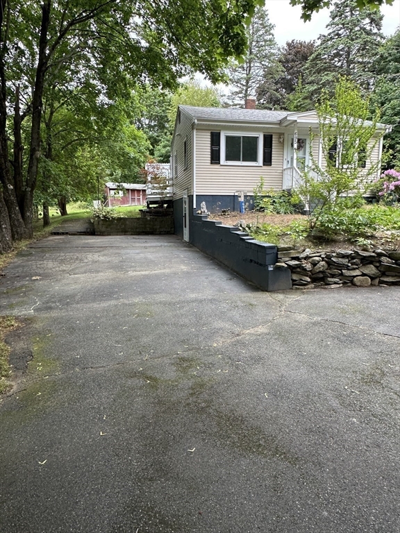 695 South St East