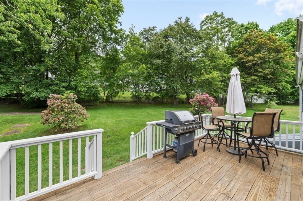 Lowell, Massachusetts 01852, United States, 3 Bedrooms Bedrooms, ,2 BathroomsBathrooms,Residential,Active,148976