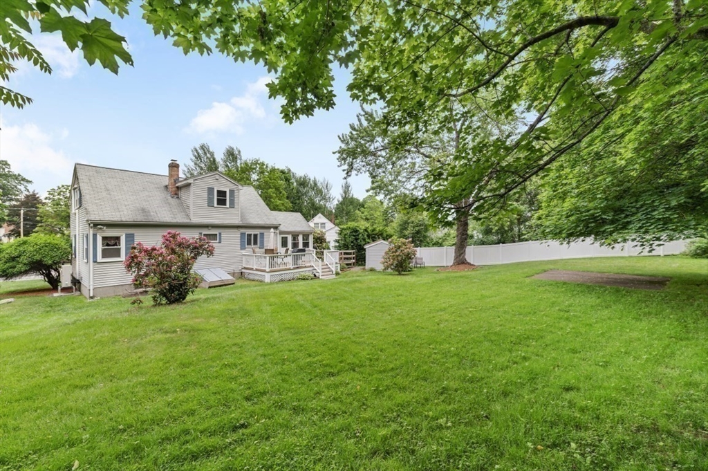 Lowell, Massachusetts 01852, United States, 3 Bedrooms Bedrooms, ,2 BathroomsBathrooms,Residential,Active,148976