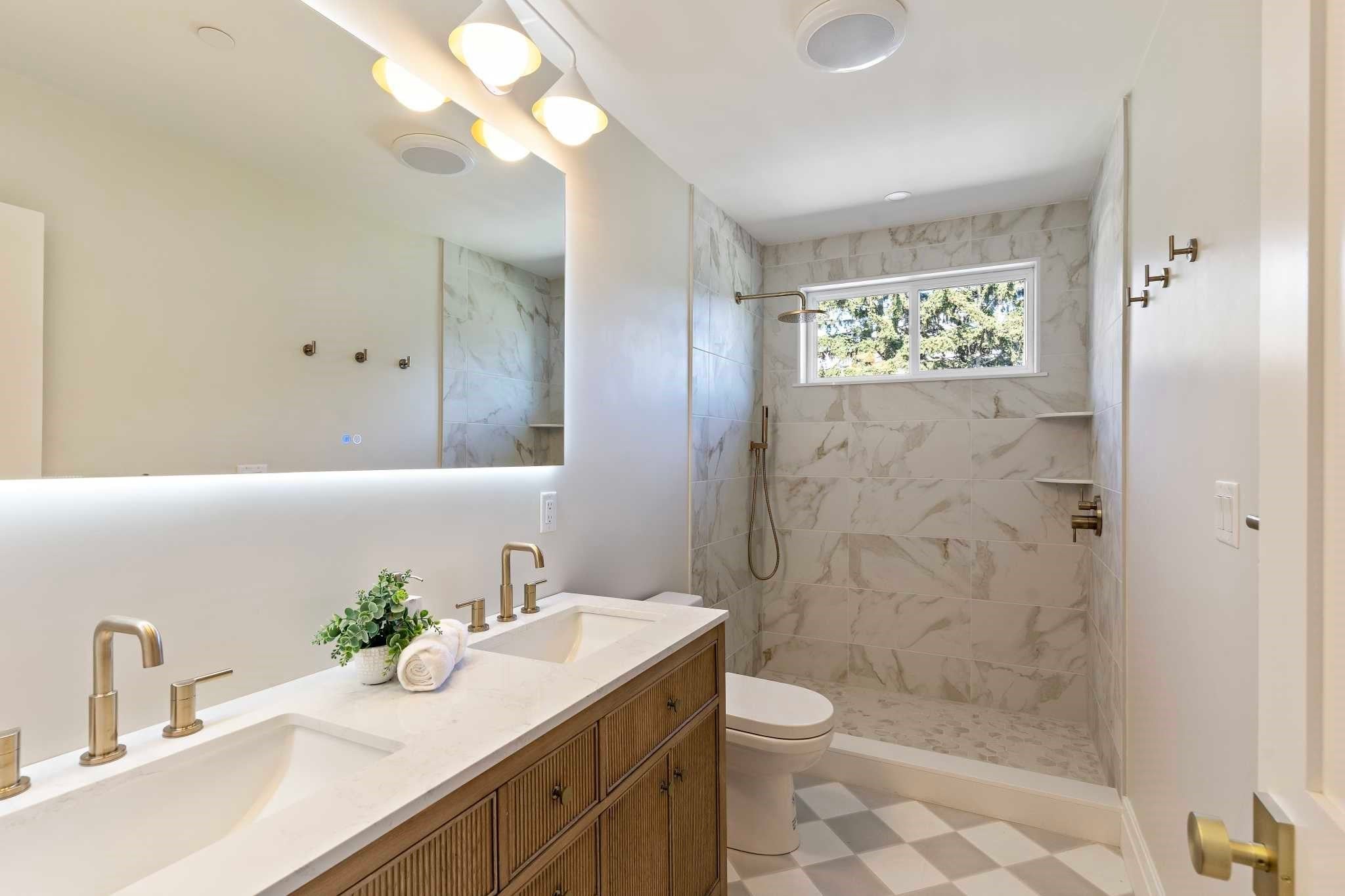 114 Hale St #3, Beverly, MA, 114 Hale St #3, Beverly, MA Photo #6