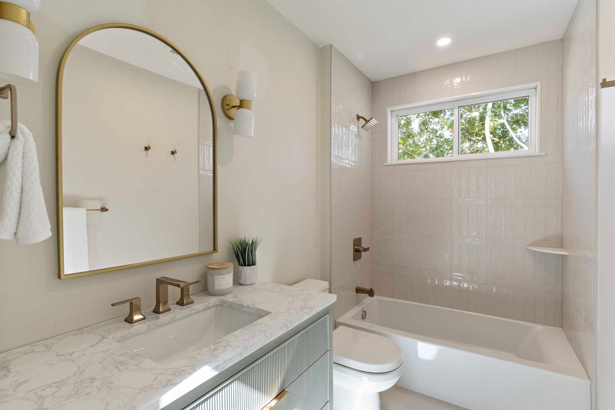 114 Hale St #3, Beverly, MA, 114 Hale St #3, Beverly, MA Photo #9