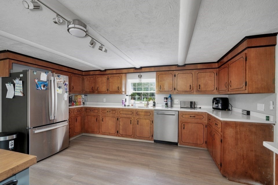 502 Summer St, East Bridgewater, MA, 502 Summer St, East Bridgewater, MA Photo #12