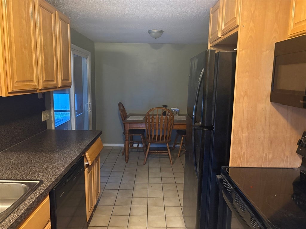 144 Coolidge Ave