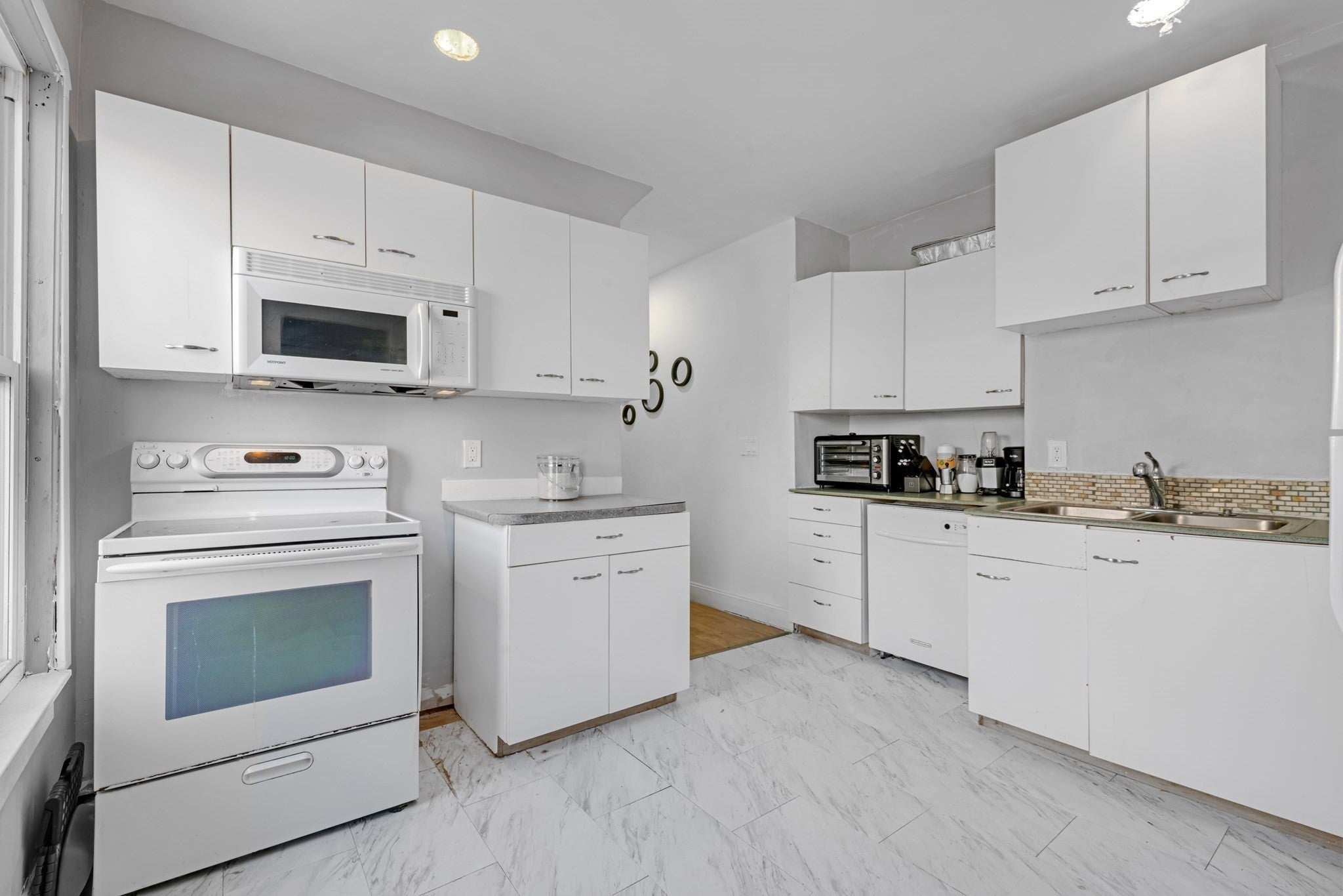 58 Marshall St, Fitchburg, MA, 58 Marshall St, Fitchburg, MA Photo #5