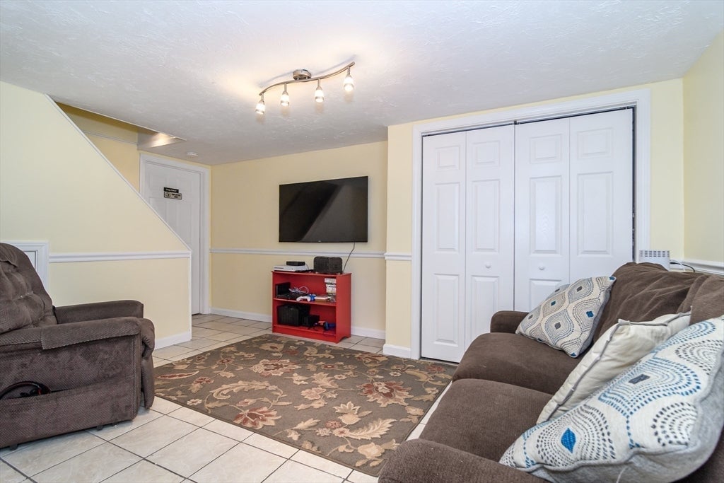 5 Pryor Rd, Natick, MA, 5 Pryor Rd, Natick, MA Photo #26