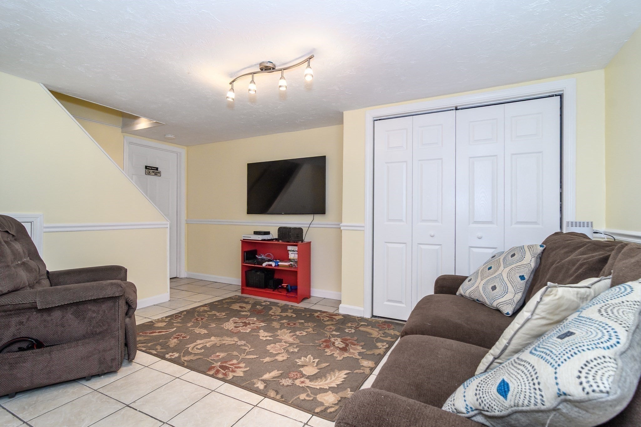 5 Pryor Rd, Natick, MA Photo #26