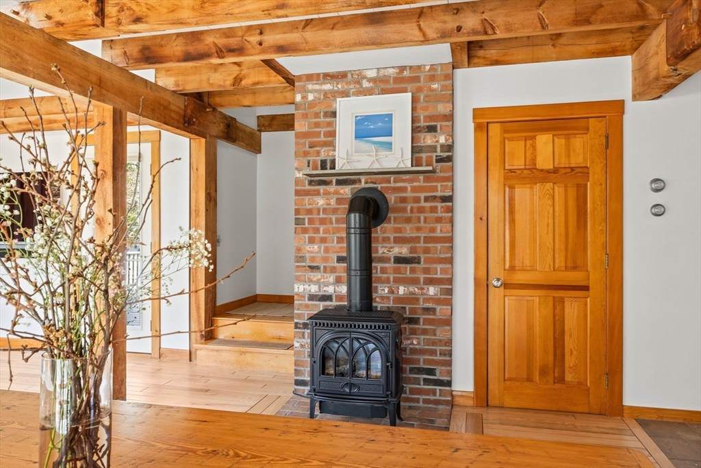 Harwich, Massachusetts 02645, United States, 3 Bedrooms Bedrooms, ,2 BathroomsBathrooms,Residential,Pending,101264