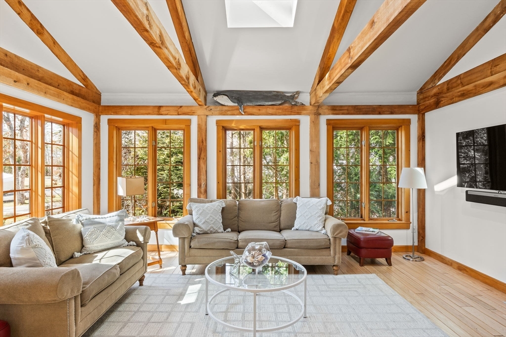 Harwich, Massachusetts 02645, United States, 3 Bedrooms Bedrooms, ,2 BathroomsBathrooms,Residential,Pending,101264