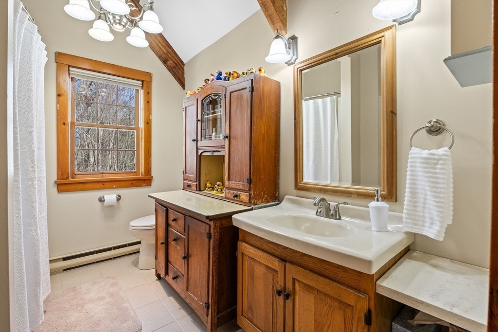 Harwich, Massachusetts 02645, United States, 3 Bedrooms Bedrooms, ,2 BathroomsBathrooms,Residential,Pending,101264