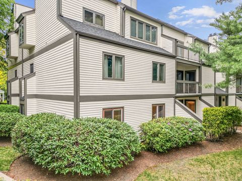 1100 Salem St 25 Lynnfield MA 01940