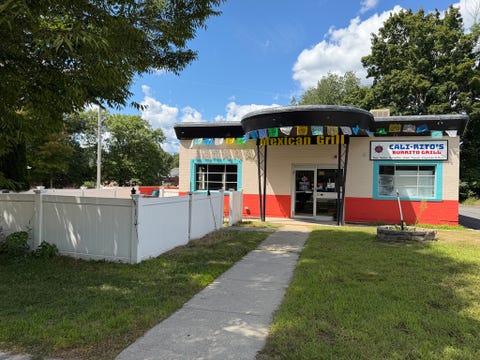 Photo of 925 Main Street Restaurant ST, Millis, MA 02054 (MLS # 73566368)