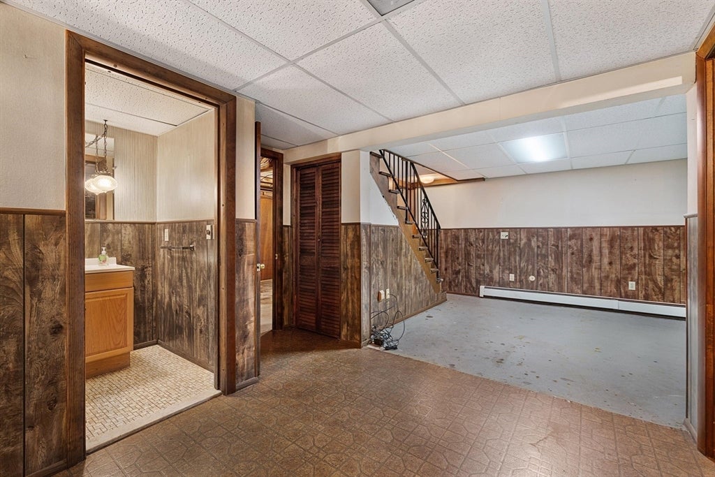 8 Beechwood Dr, Rutland, MA Photo #27