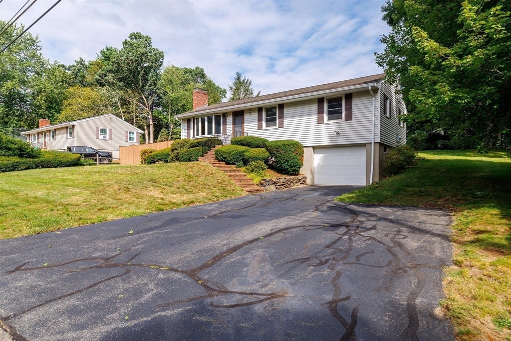 8 Beechwood Dr, Rutland, MA Photo #38
