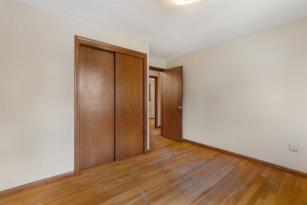 8 Beechwood Dr, Rutland, MA Photo #16