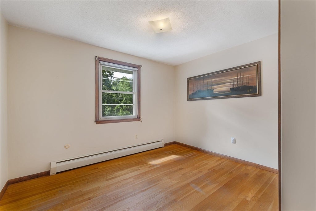 8 Beechwood Dr, Rutland, MA Photo #15