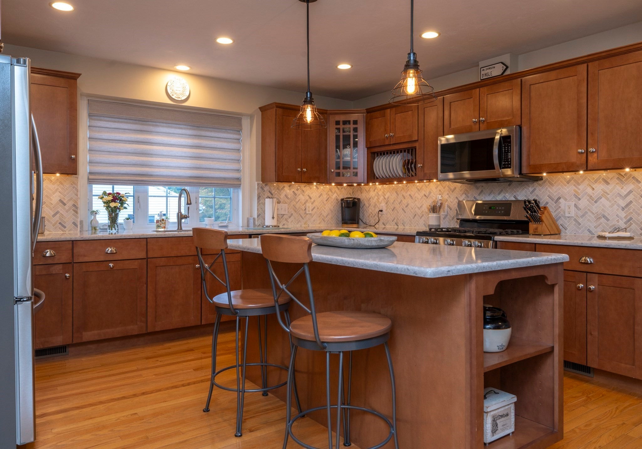 210 Market St, Amesbury, MA, 210 Market St, Amesbury, MA Photo #3