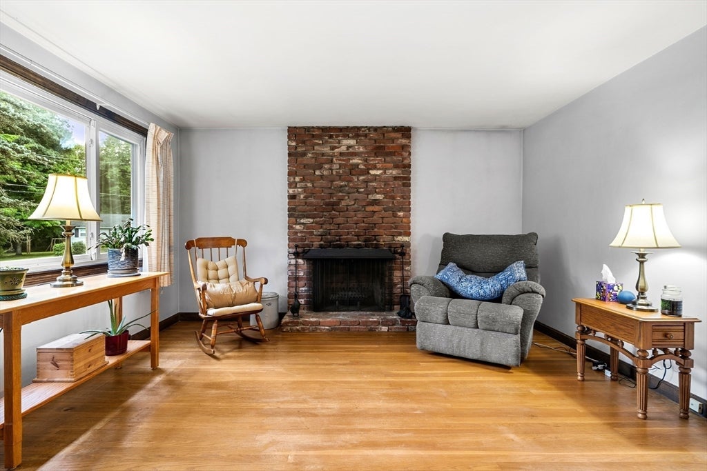 16 Crown Rd, Westford, MA, 16 Crown Rd, Westford, MA Photo #17