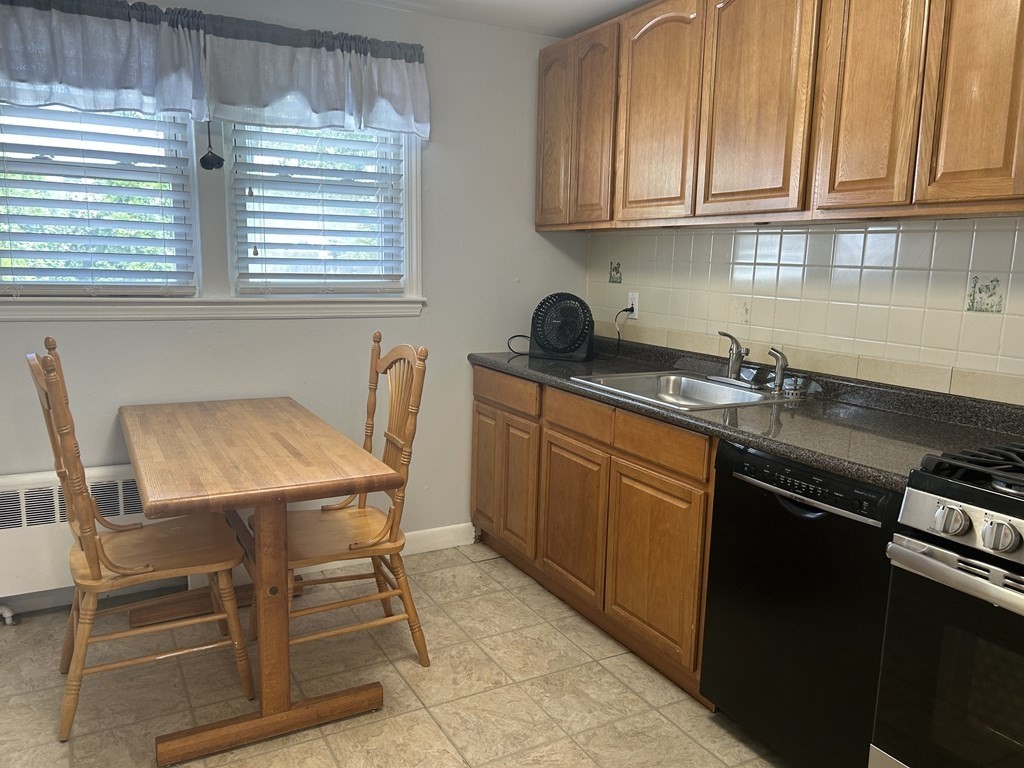 6-8 Genetti Circle 6