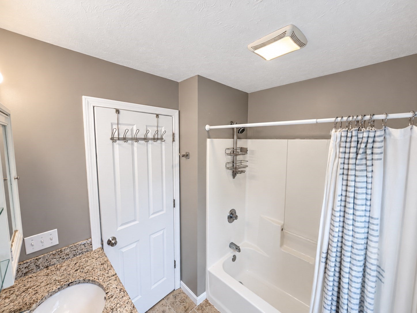 87 E Mountain St, Worcester, MA, 87 E Mountain St, Worcester, MA Photo #15