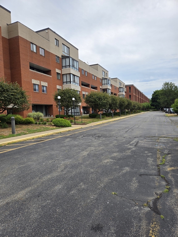 96 Old Colony Ave. 160