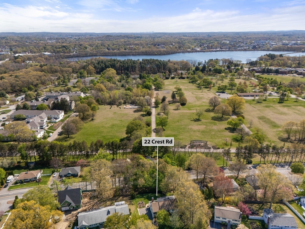 22 Crest Rd