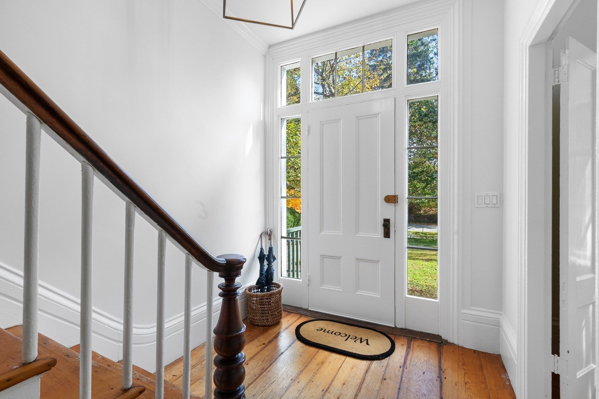 30 Toppans Ln