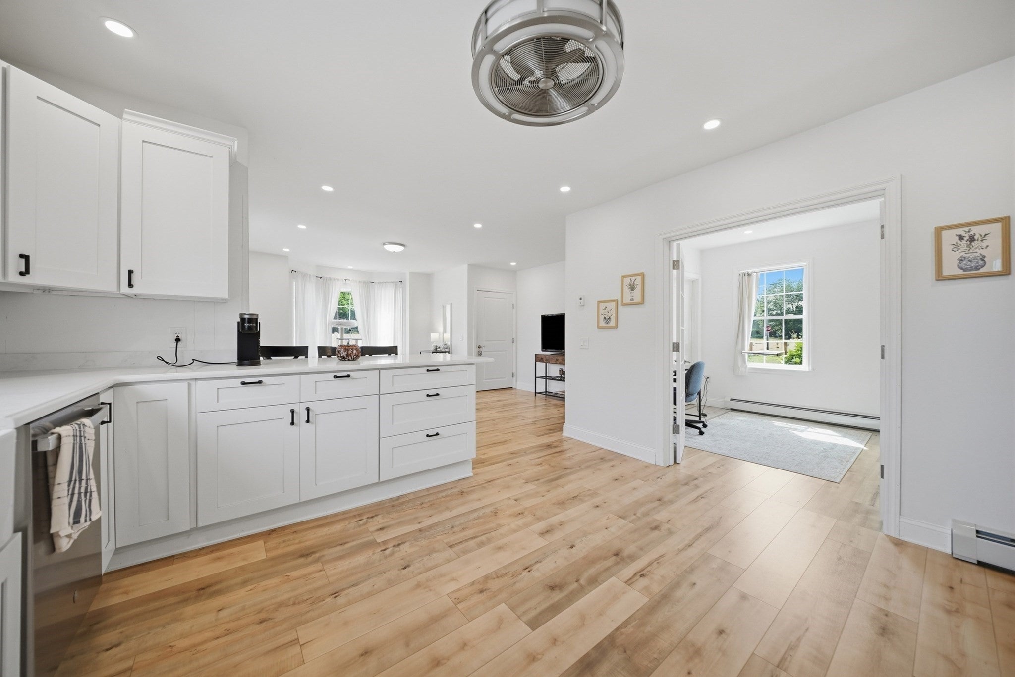 216 Monument ST, Haverhill, MA, 216 Monument ST, Haverhill, MA Photo #7