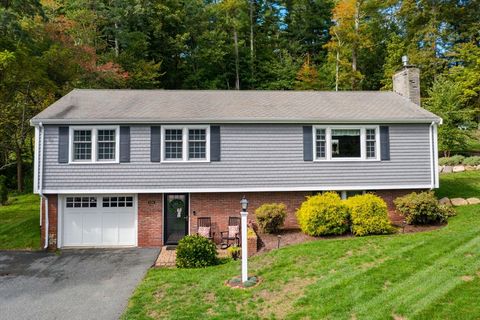 136 W Elm St Pembroke MA 02359