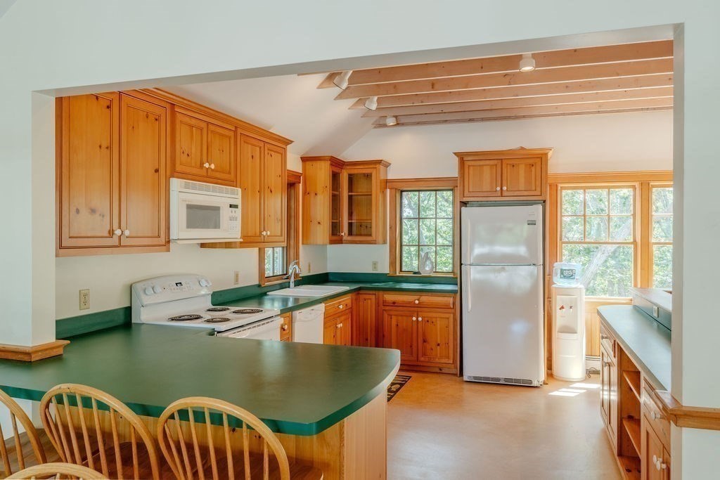 Wellfleet, Massachusetts 02667, United States, 3 Bedrooms Bedrooms, ,3 BathroomsBathrooms,Residential,Active,163527