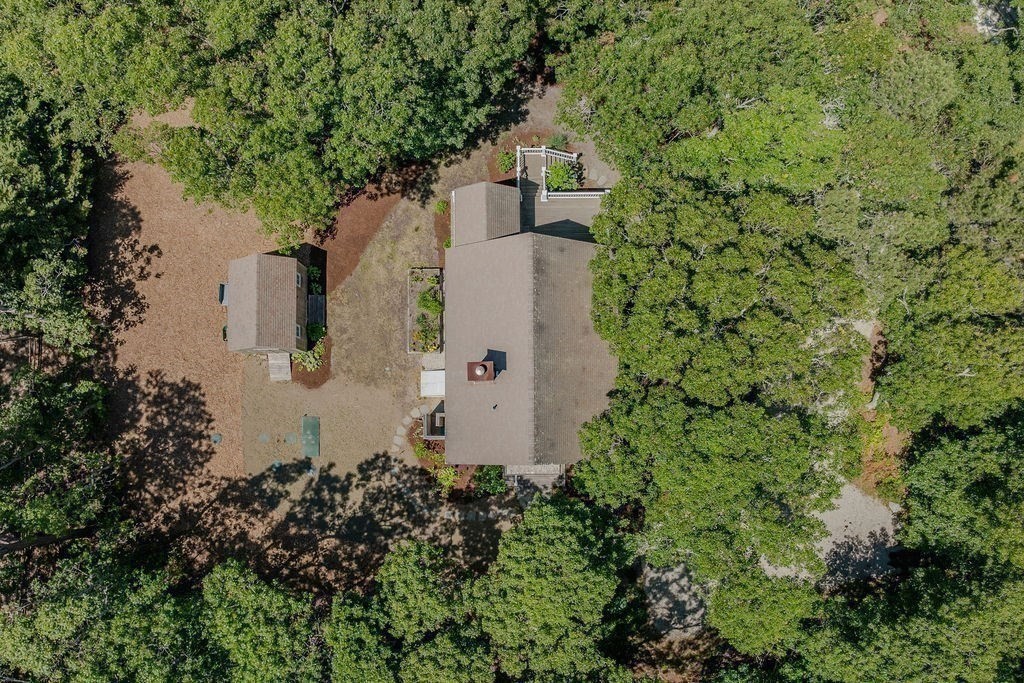 Wellfleet, Massachusetts 02667, United States, 3 Bedrooms Bedrooms, ,3 BathroomsBathrooms,Residential,Active,163527