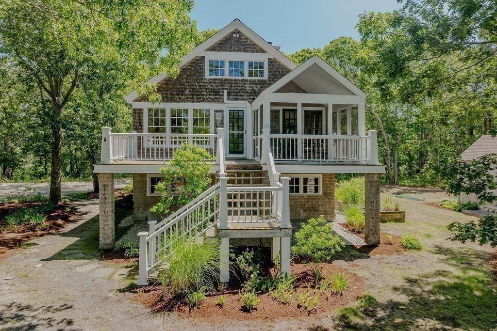 Wellfleet, Massachusetts 02667, United States, 3 Bedrooms Bedrooms, ,3 BathroomsBathrooms,Residential,Active,163527