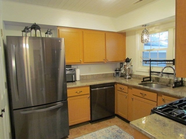 203 Edgebrook Dr #203, Boylston, MA, 203 Edgebrook Dr #203, Boylston, MA Photo #15