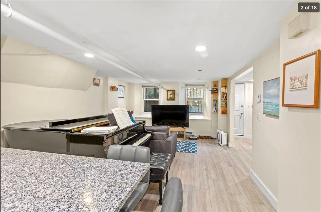 30 Dartmouth St 1
