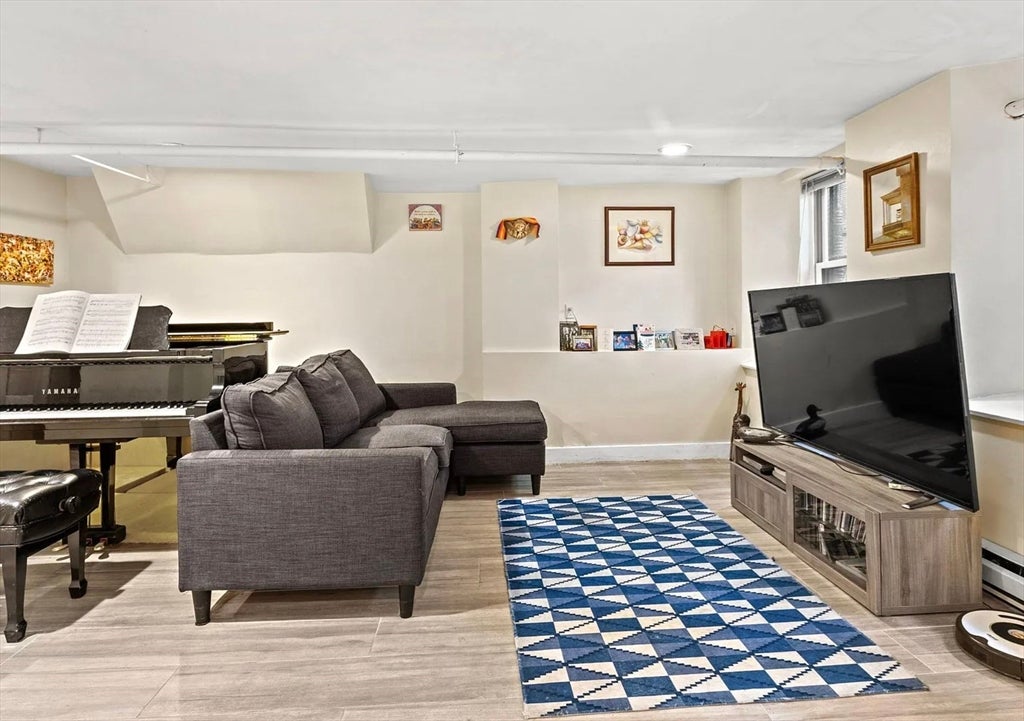 30 Dartmouth St 1