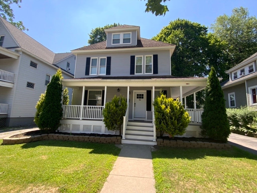 5/5A Ferdinand St