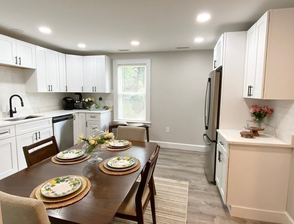 5/5A Ferdinand St, Worcester, MA Photo #22
