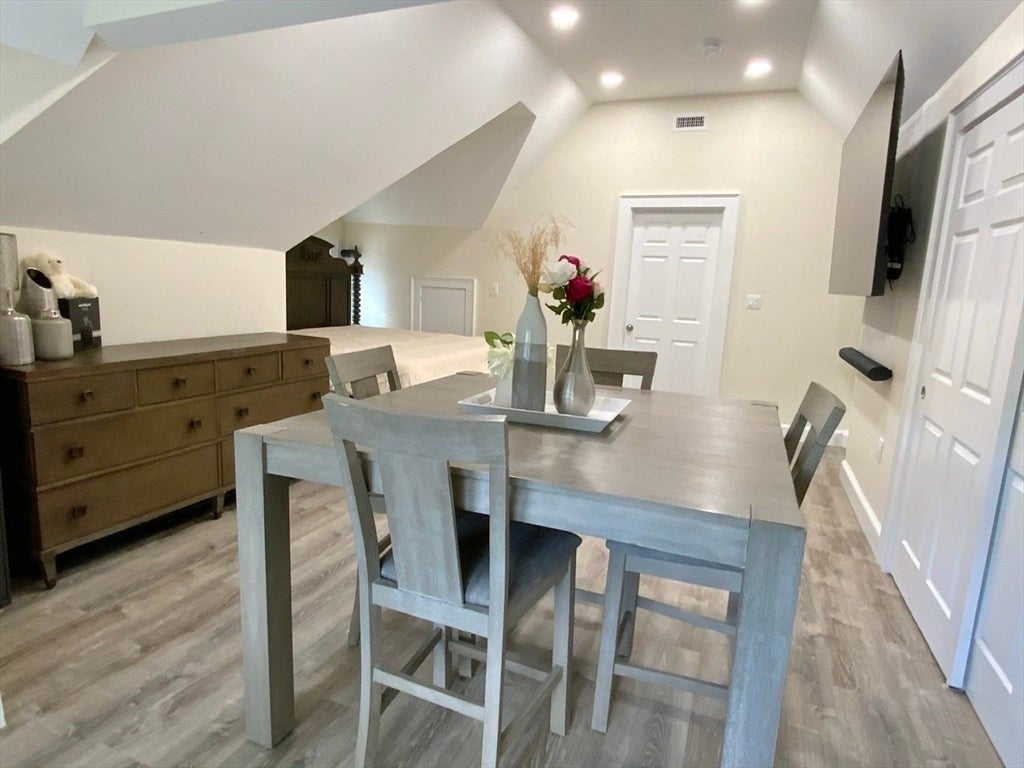 5/5A Ferdinand St, Worcester, MA Photo #38