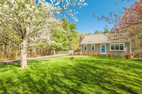 145 Shag Bark Rd Taunton MA 02780