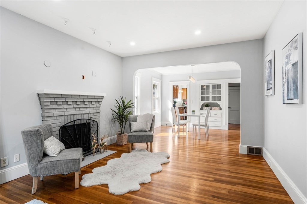21 Evelyn Pl, Quincy, MA Photo #13