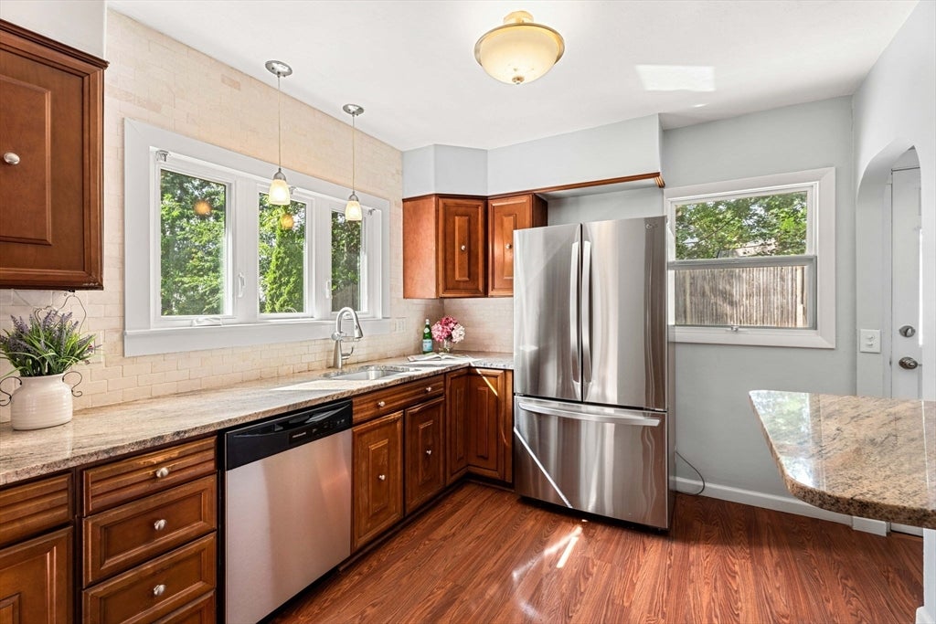 21 Evelyn Pl, Quincy, MA Photo #8
