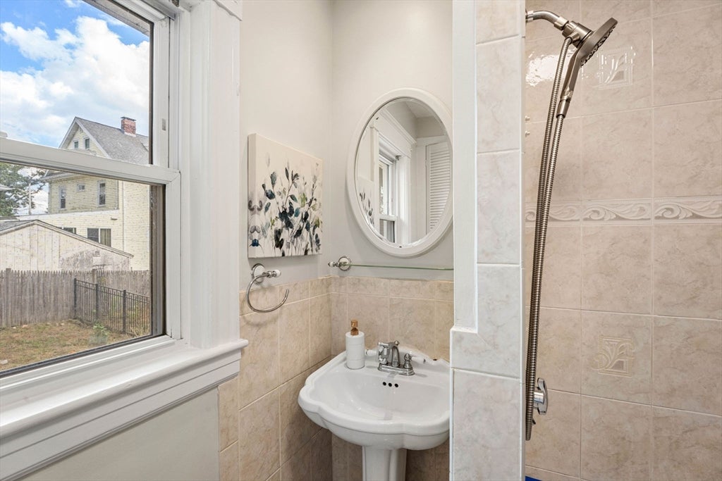 21 Evelyn Pl, Quincy, MA Photo #21