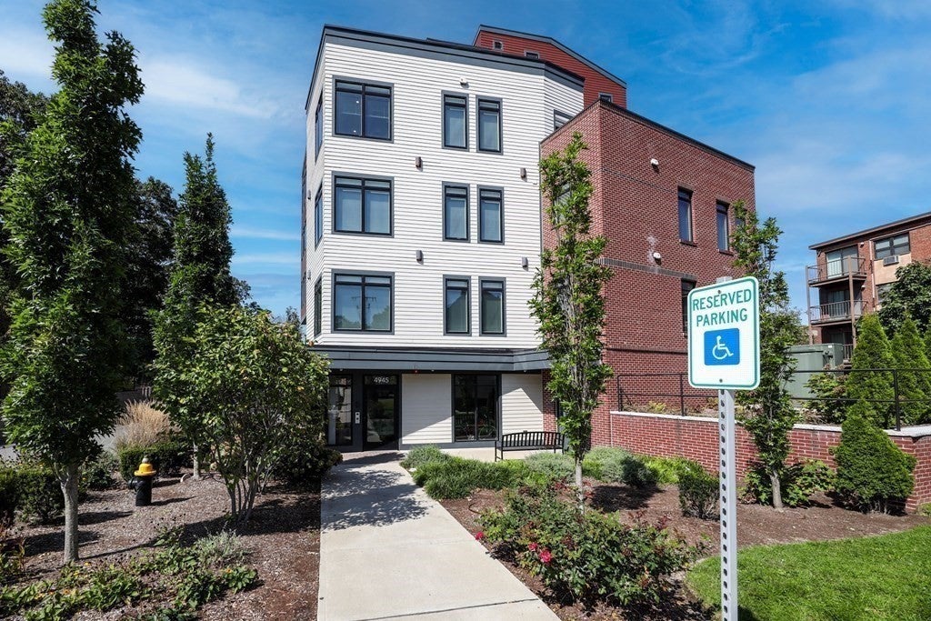 4945 Washington ST #107, Boston, MA, 4945 Washington ST #107, Boston, MA Photo #24