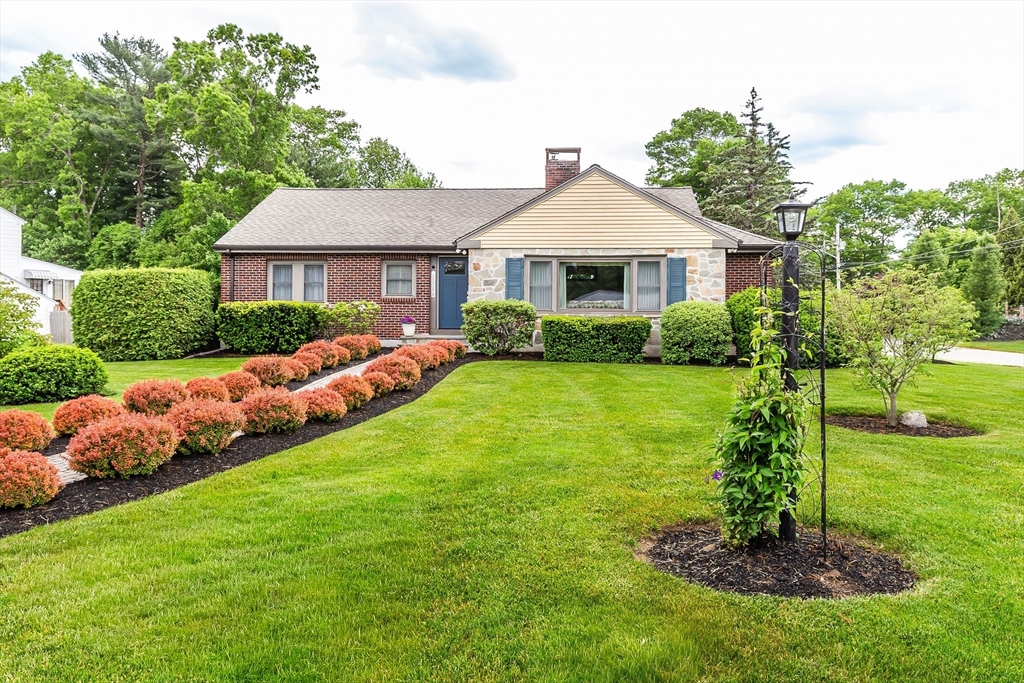 Photo 1 of 39 — 31 Harlan Dr, Brockton, MA 02301
