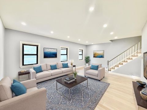 Photo of 15 Berwick St #15, Melrose, MA 02176 (MLS # 73536920)