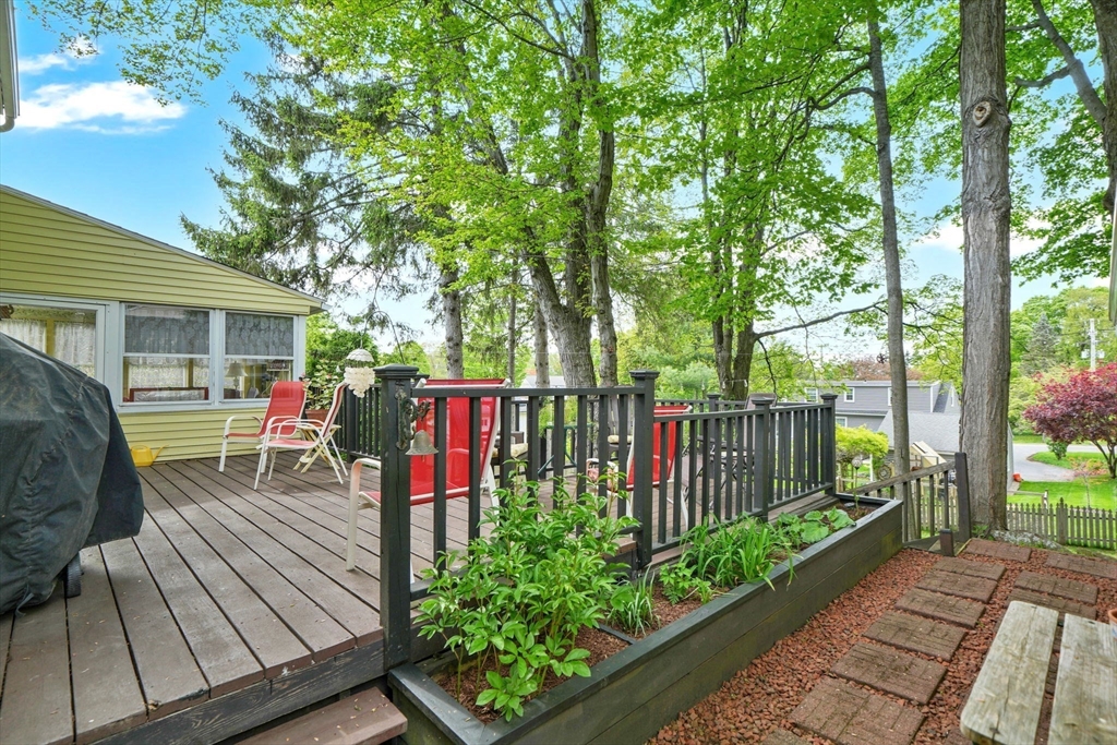29 Crescent Hill, East Longmeadow, MA Photo #28