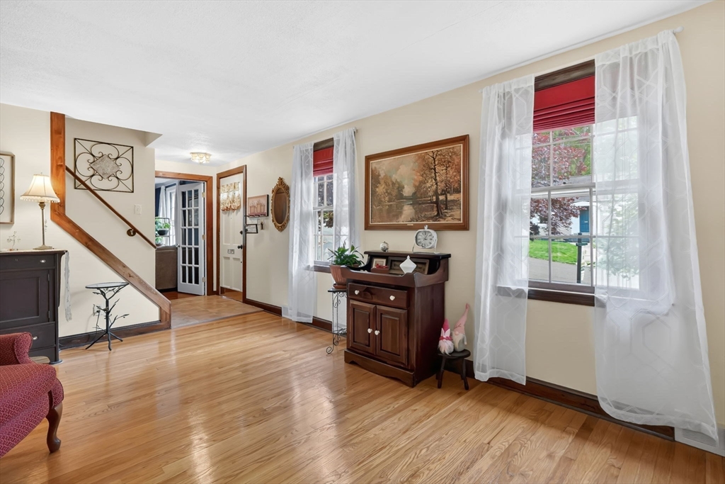 29 Crescent Hill, East Longmeadow, MA Photo #6