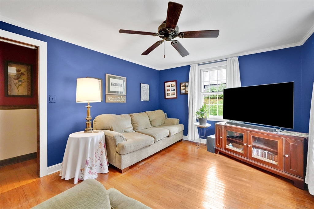 29 Crescent Hill, East Longmeadow, MA Photo #17