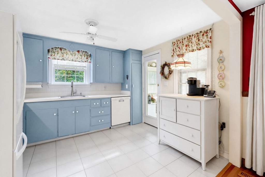29 Crescent Hill, East Longmeadow, MA Photo #12