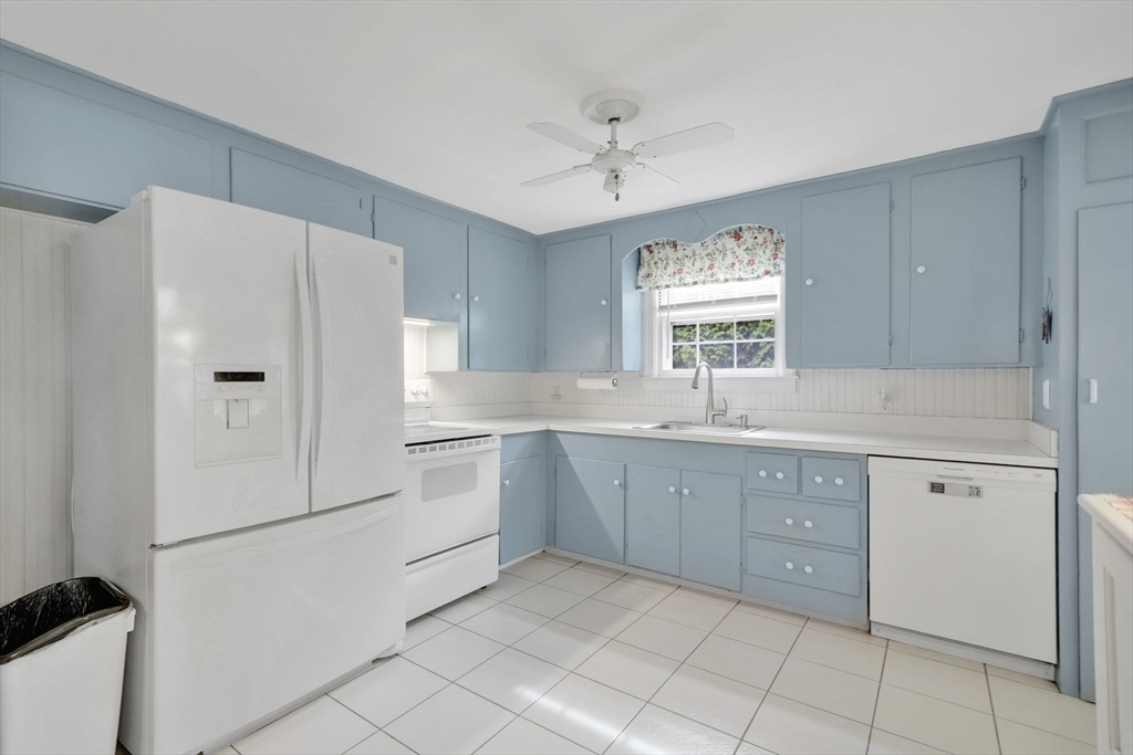 29 Crescent Hill, East Longmeadow, MA Photo #11